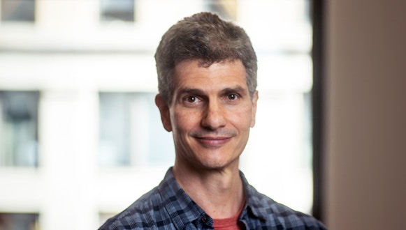 Portrait of Eero Simoncelli.